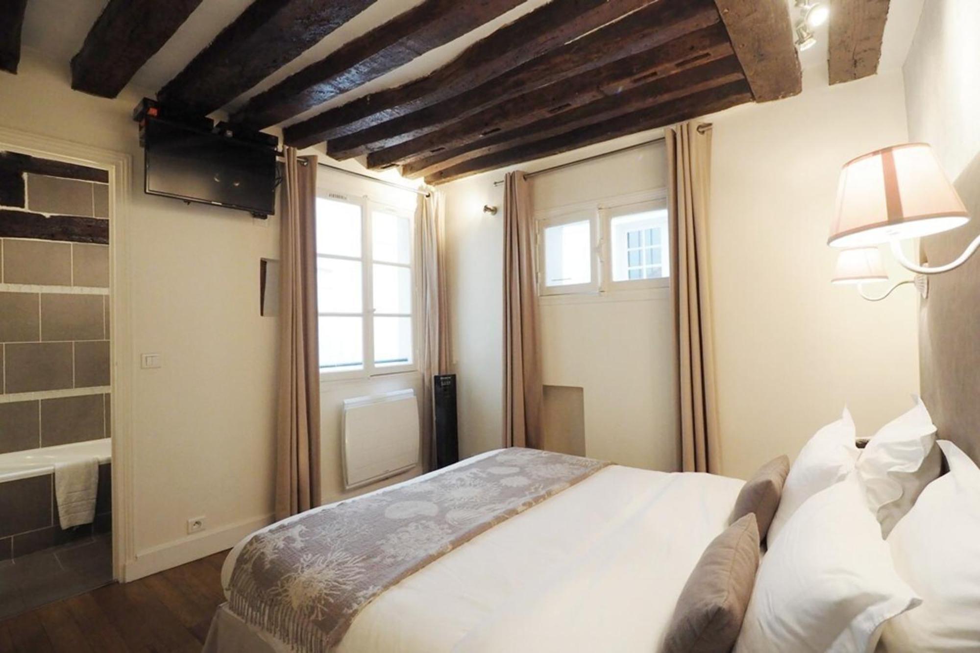 Louvre Parisian ChicSuites Extérieur photo