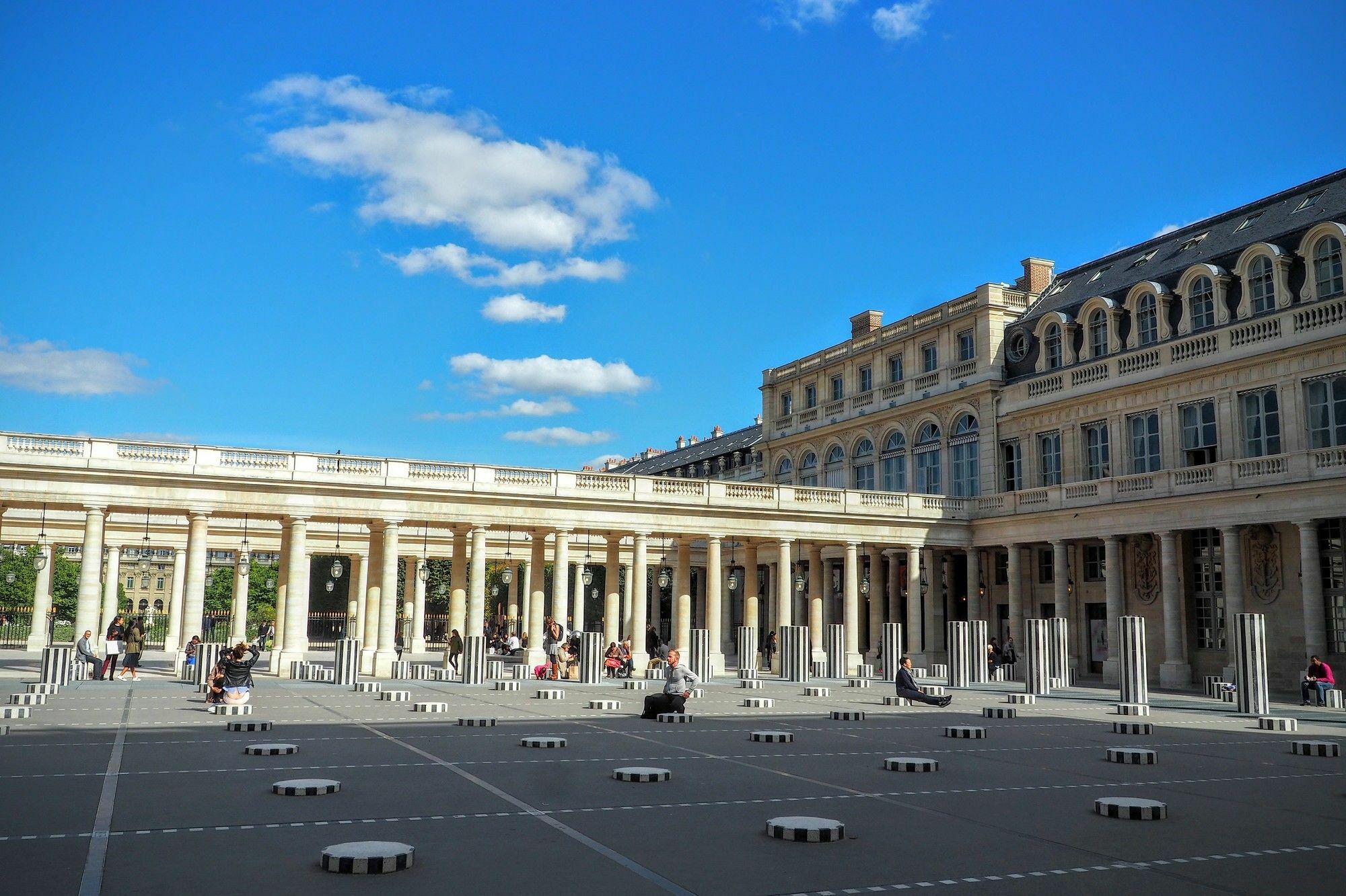 Louvre Parisian ChicSuites Extérieur photo